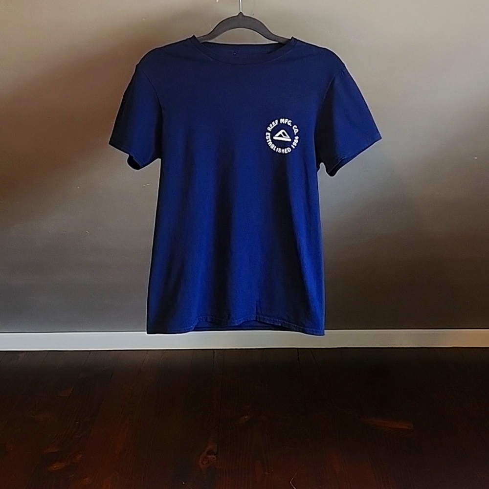 Blue, 100% Cotton tee from Reef. Size small.